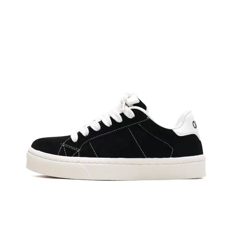 Classic black and white Shoes
