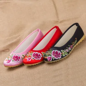 Traditional Chinese Floral Embroidery Shoes Dancing Shoes
